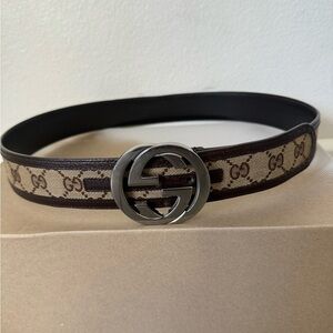GUCCI silver GG buckle canvas belt